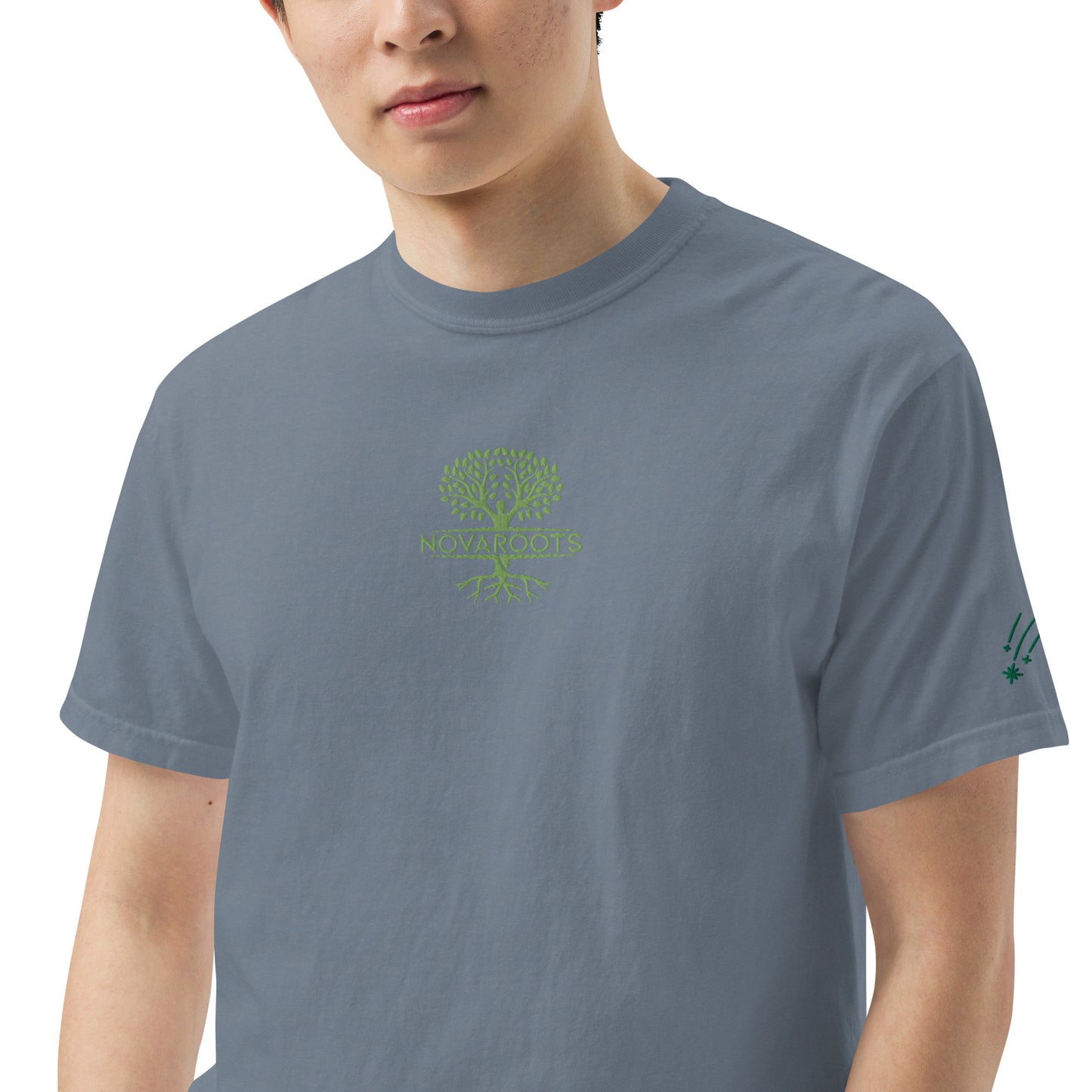 Embroidered heavyweight t-shirt 100% Cotton