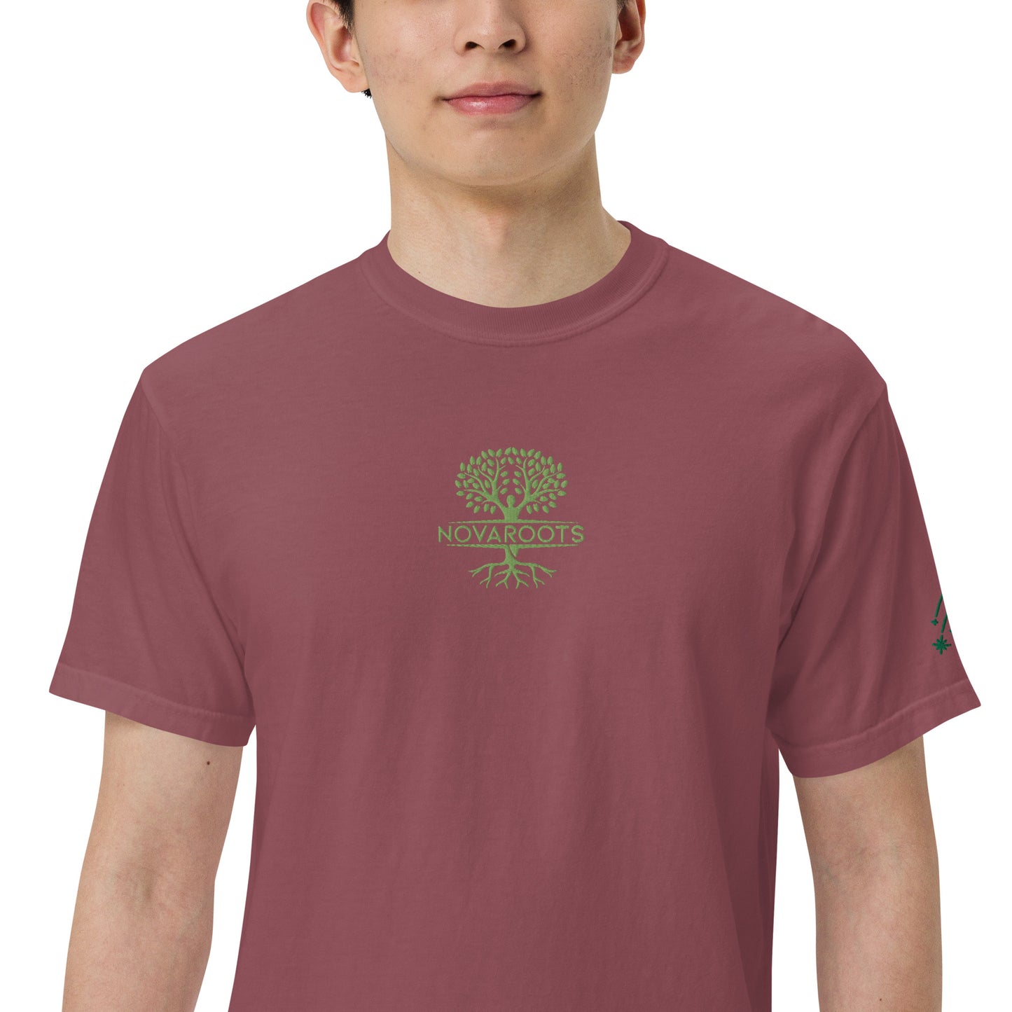 Embroidered heavyweight t-shirt 100% Cotton