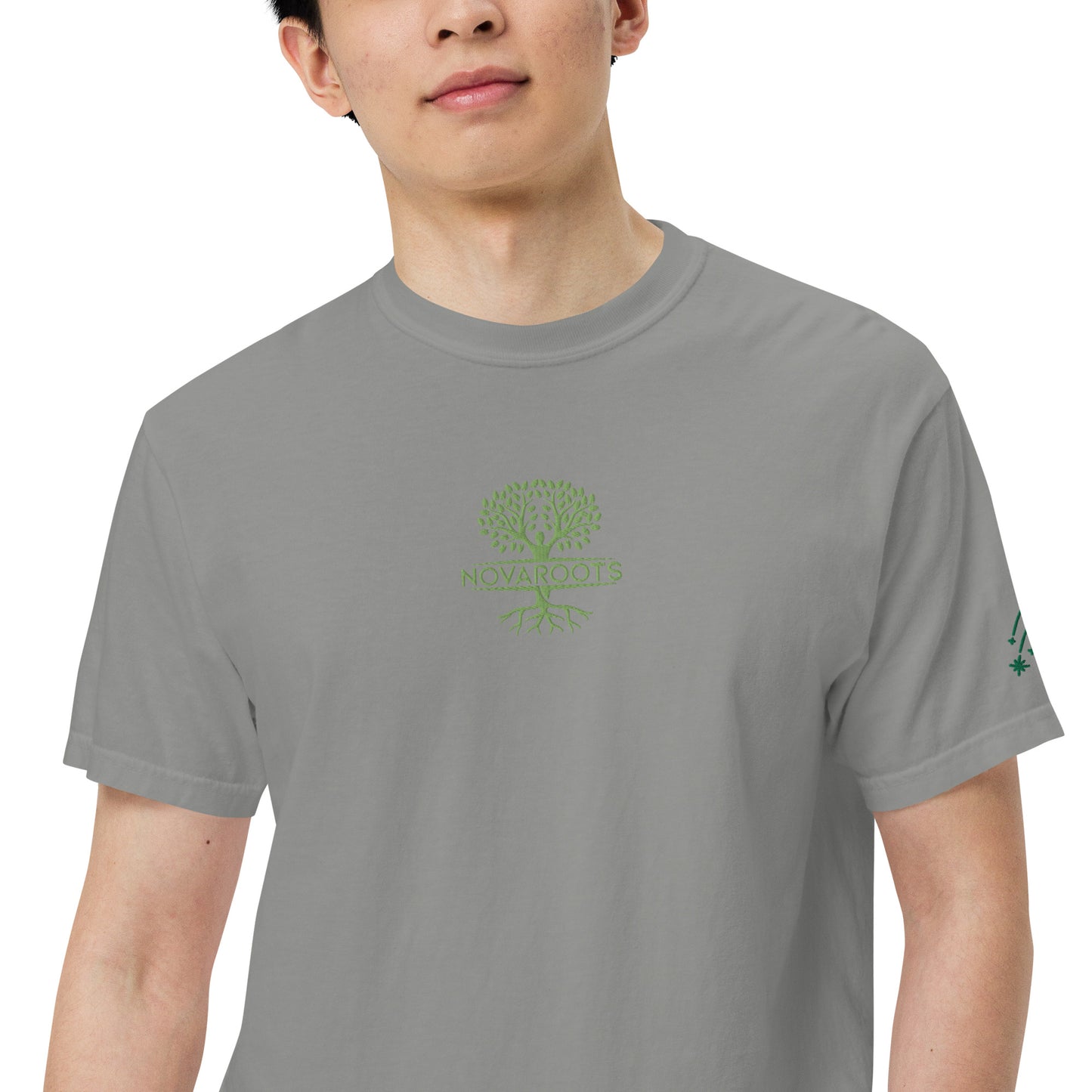 Embroidered heavyweight t-shirt 100% Cotton