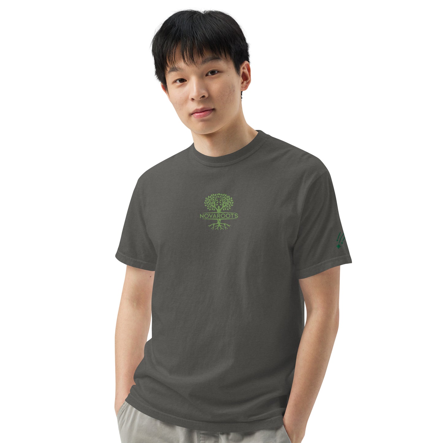 Embroidered heavyweight t-shirt 100% Cotton