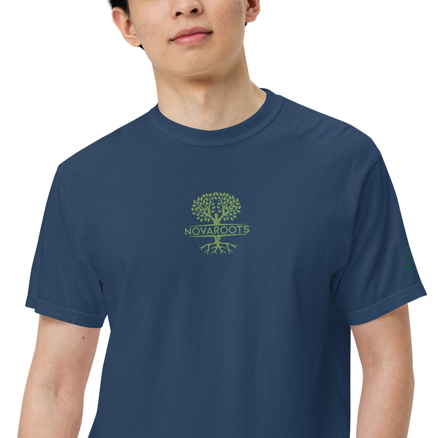 Embroidered heavyweight t-shirt 100% Cotton