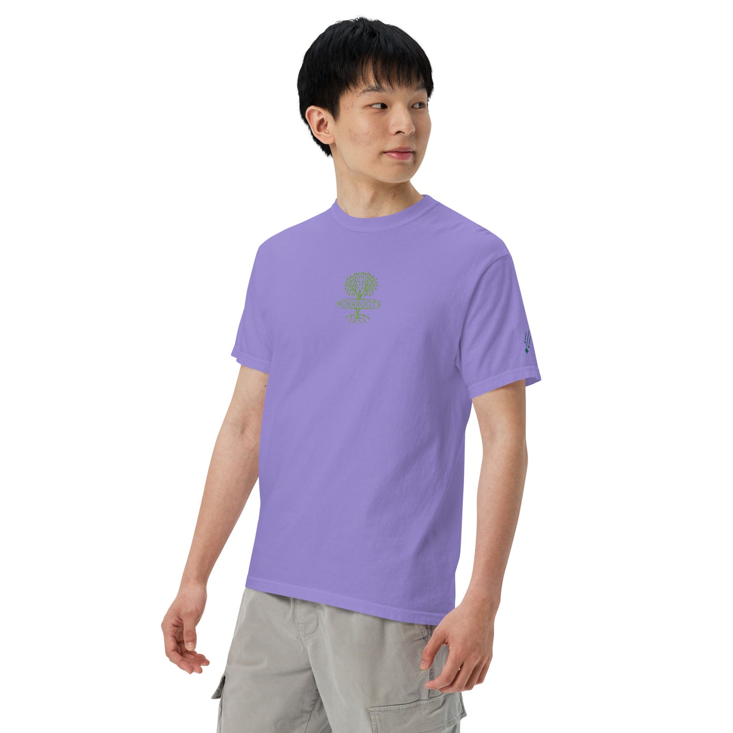Embroidered heavyweight t-shirt 100% Cotton